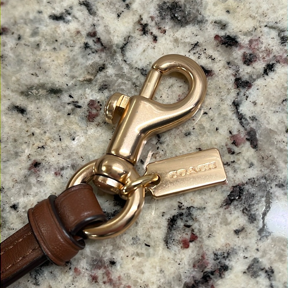 Coach Signature C Sunglass Case EUC - Picture 7 of 8